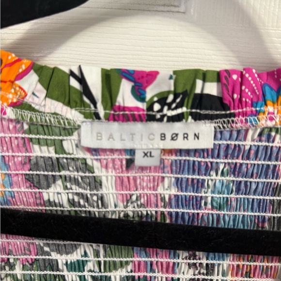 Baltic Born Kyrie Puff Sleeve Short Dress - Picture 5 of 5